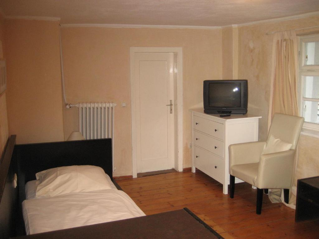 Waldhotel Ziegelstadel Stadtbergen Zimmer foto